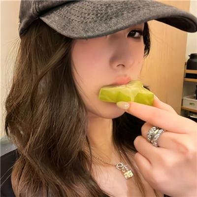 一克拉的室友